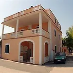 Hotel Adria Lejlighedshotel Rodi Garganico