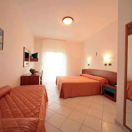 Hotel Adria Apartmanhotel 3*