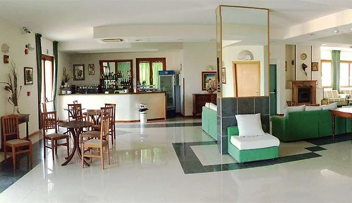 아파트호텔 Hotel Adria 로디가르가니코