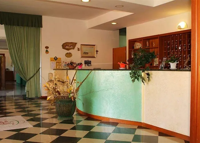 Hotel Adria 로디가르가니코