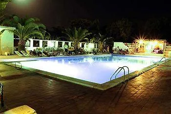 아파트호텔 Hotel Adria 3*