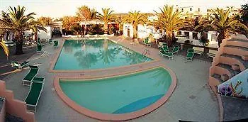 Hotel Adria 아파트호텔