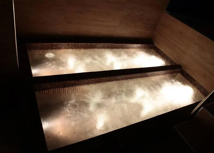 Hotel Adria 아파트호텔