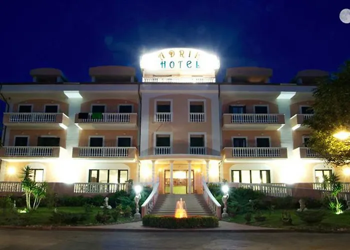 Hotel Adria 아파트호텔 로디가르가니코